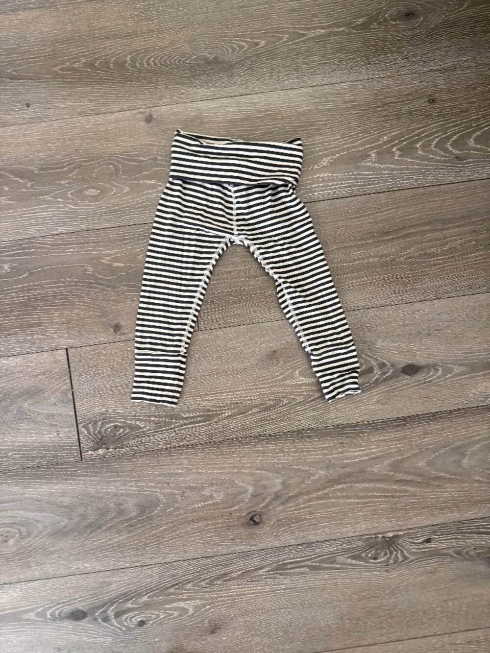Hanna Andersson Black & White Striped Leggings Size 18-24M
